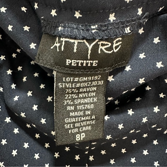 Attyre Woman's 8P Dark Blue Polka Dot Shorts - Picture 4 of 4